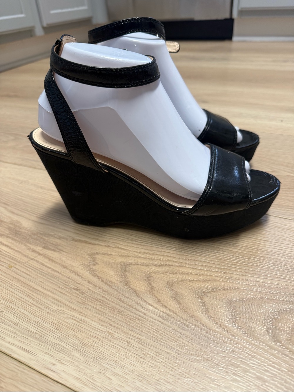 Coach "Nalene" Patent Leather and Jacquard Platform Wedge Sandals 8.5B